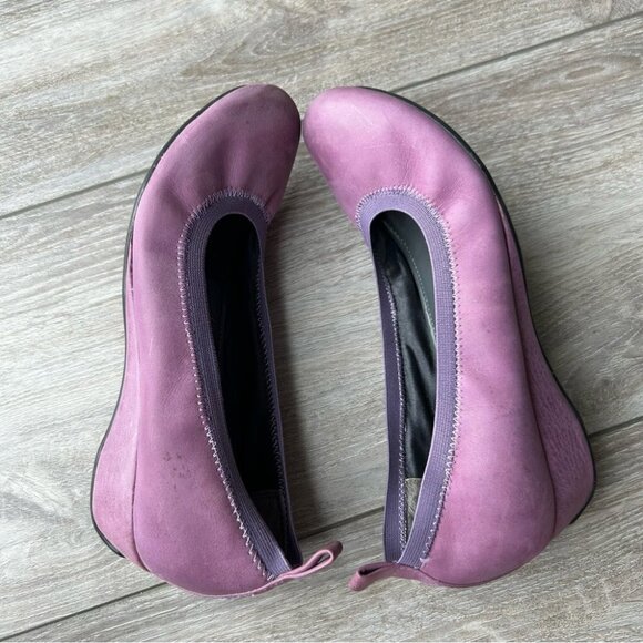 Blondo Lilac Leather Ersilia Wedge Pump - Picture 8 of 16